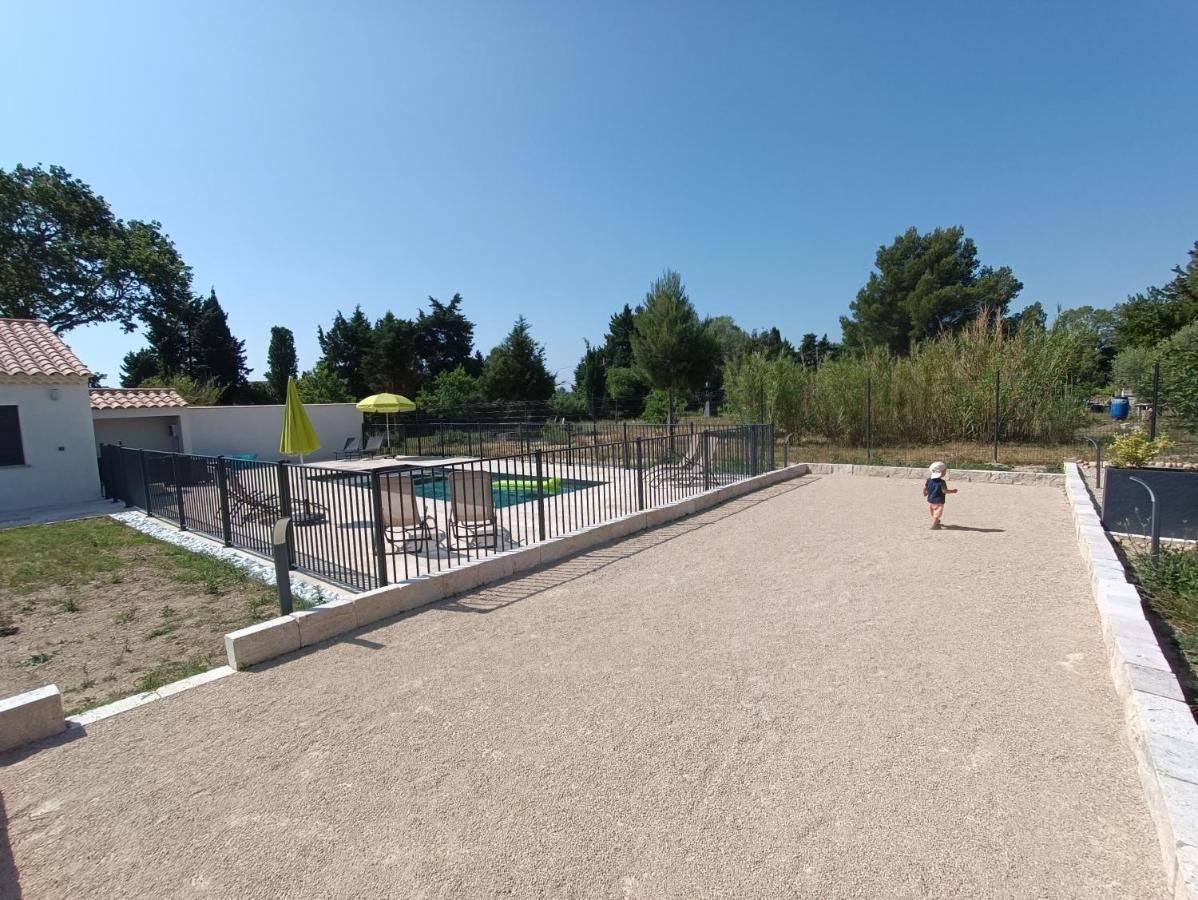 Maison Independante Avec Piscine, 10Min Avignon Pujaut المظهر الخارجي الصورة